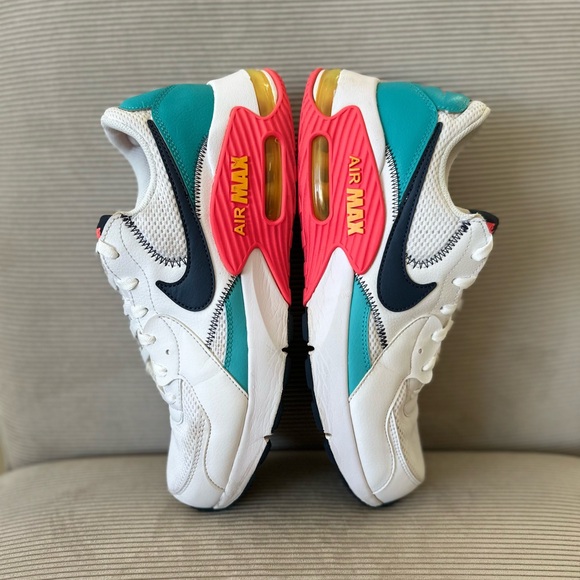 Nike Air Max Excee in the "White Dusty Cactus" (men’s 10/women’s 11.5) - Picture 4 of 10